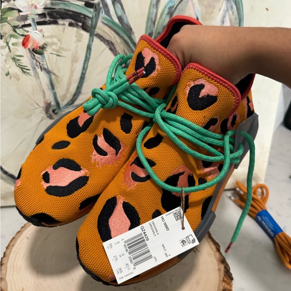 ADIDAS Pharrell NMD Hu animal print sneakers ☀️ - Picture 9 of 11